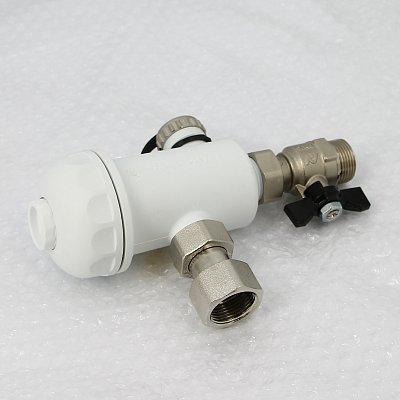 Фильтр-грязеуловитель Uni-Fitt магнитный 3/4" для котла пластик белый